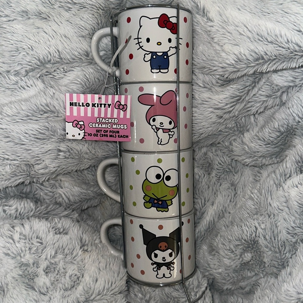 Hello Kitty Mugs